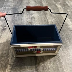 NWOT Pioneer Woman storage box